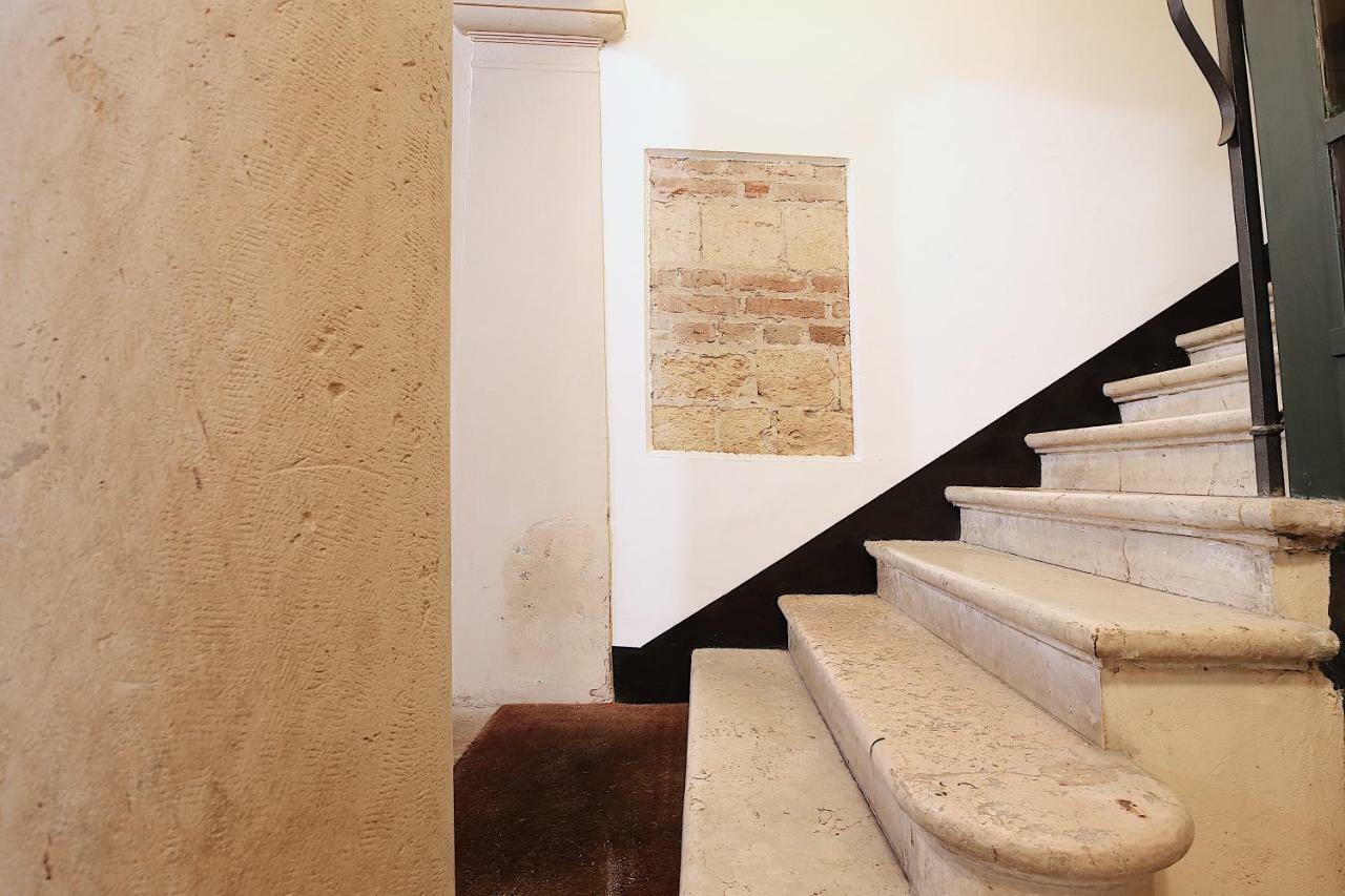 Boutique Apartments ヴェローナ エクステリア 写真